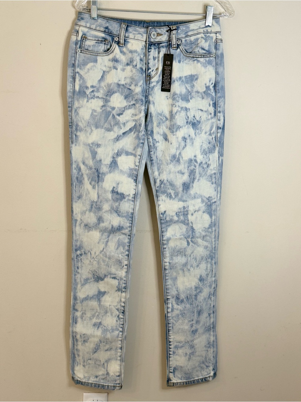 London Jean bleach distressed retro Y2K low rise skinny jeans SZ 4